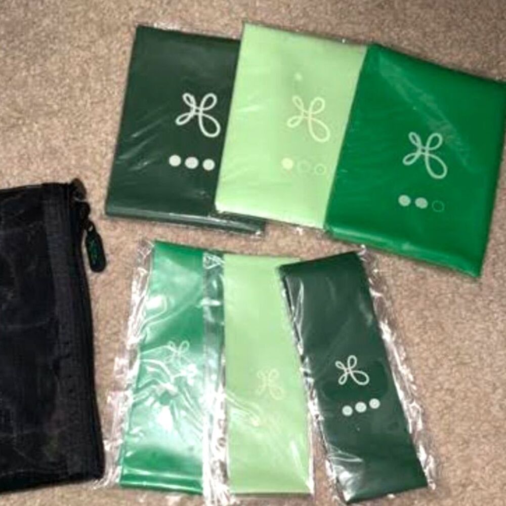 6 Pack of Resistance Therapy Bands - Large & Small - New in Storage Bag